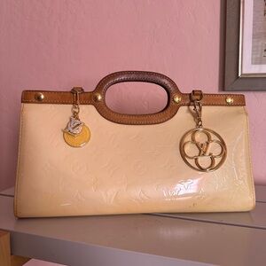 Louis Vuitton Vernis handbag